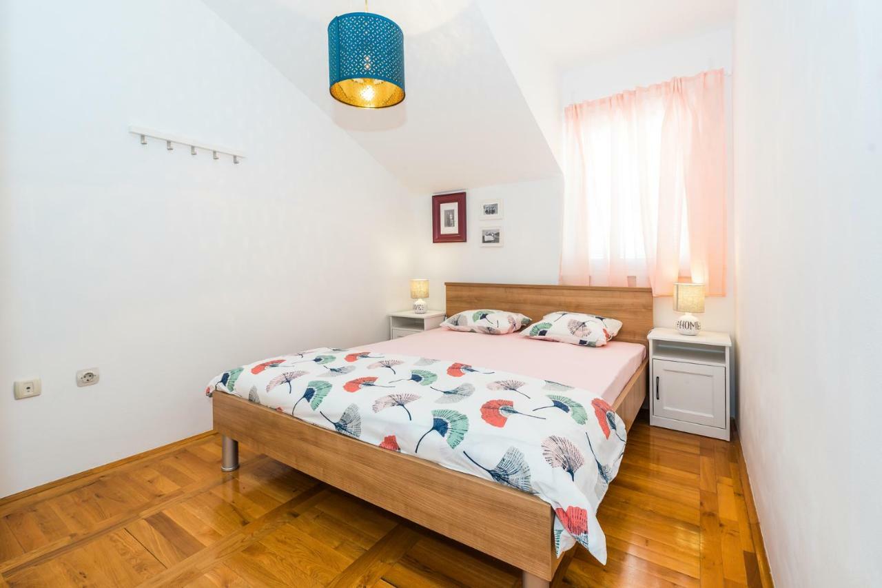 Apartman Karla Mara Ana Ivan & Jo Srima Zewnętrze zdjęcie
