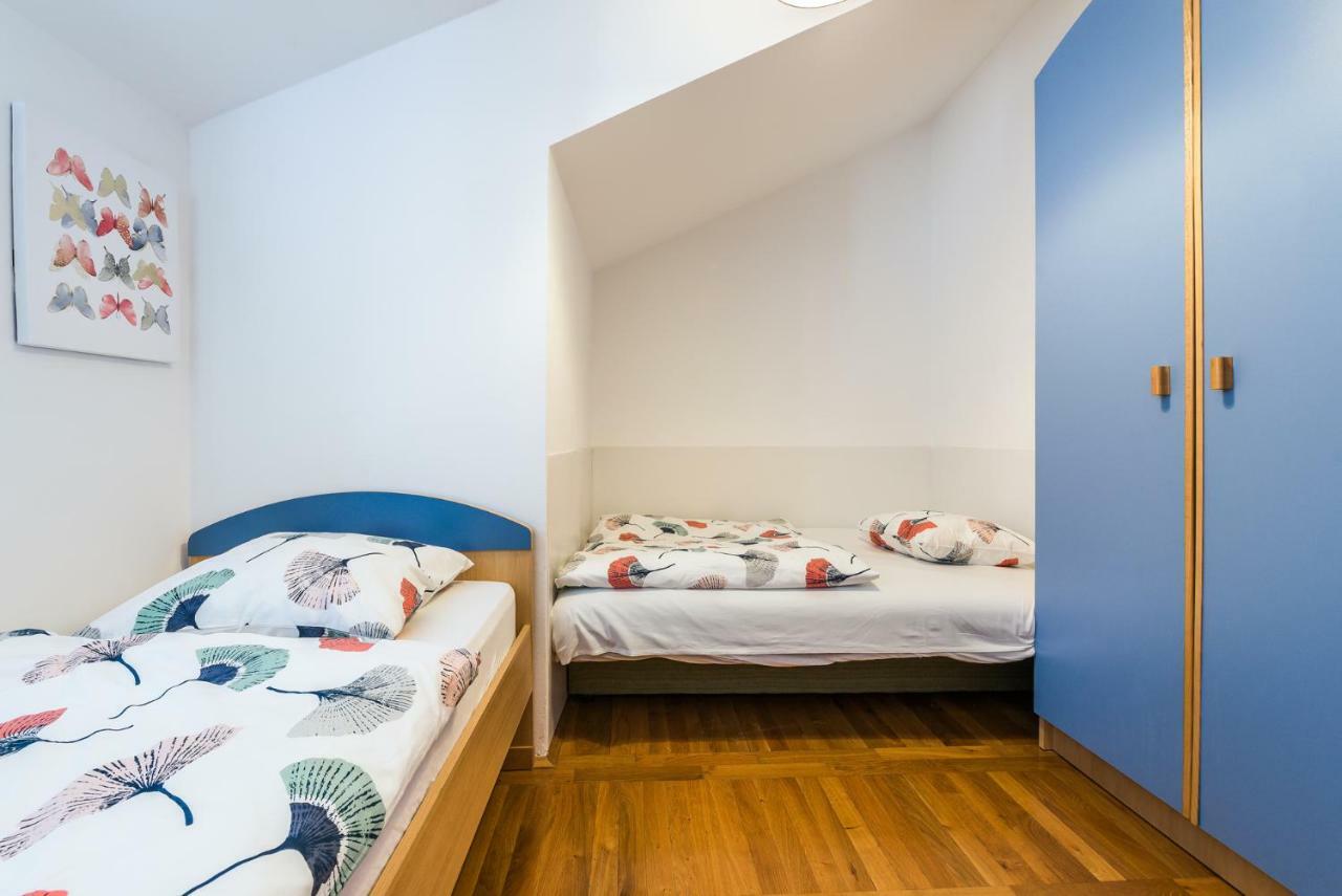 Apartman Karla Mara Ana Ivan & Jo Srima Zewnętrze zdjęcie