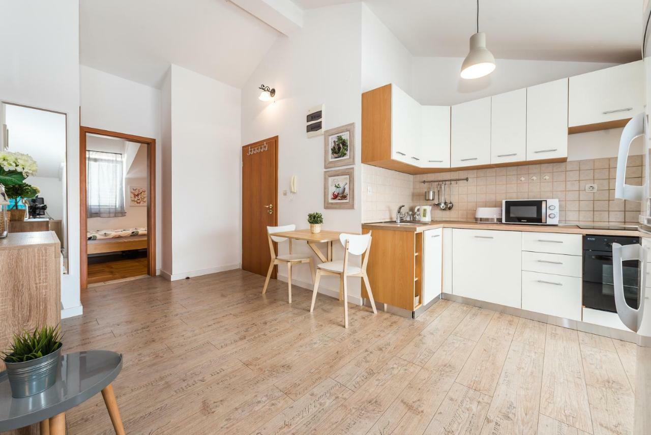 Apartman Karla Mara Ana Ivan & Jo Srima Zewnętrze zdjęcie