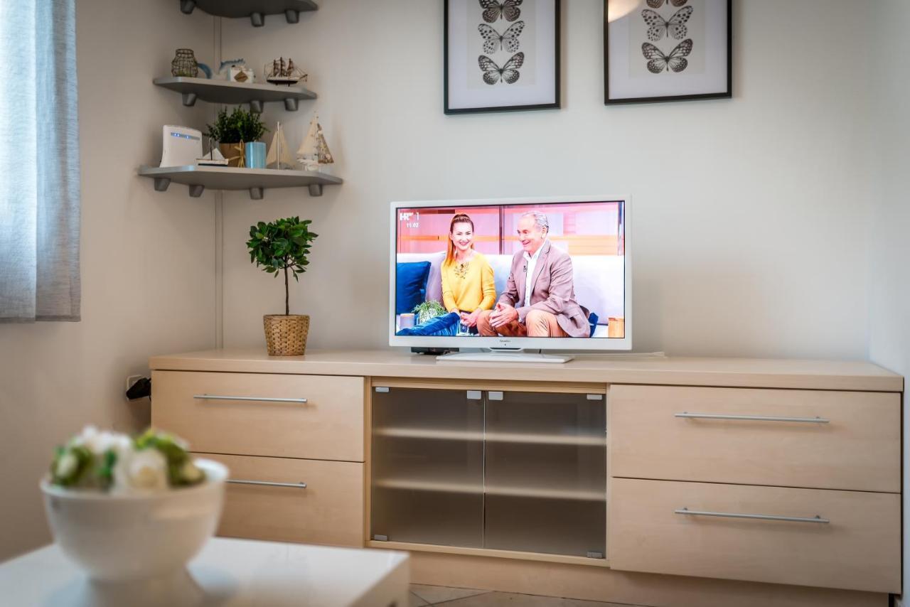 Apartman Karla Mara Ana Ivan & Jo Srima Zewnętrze zdjęcie