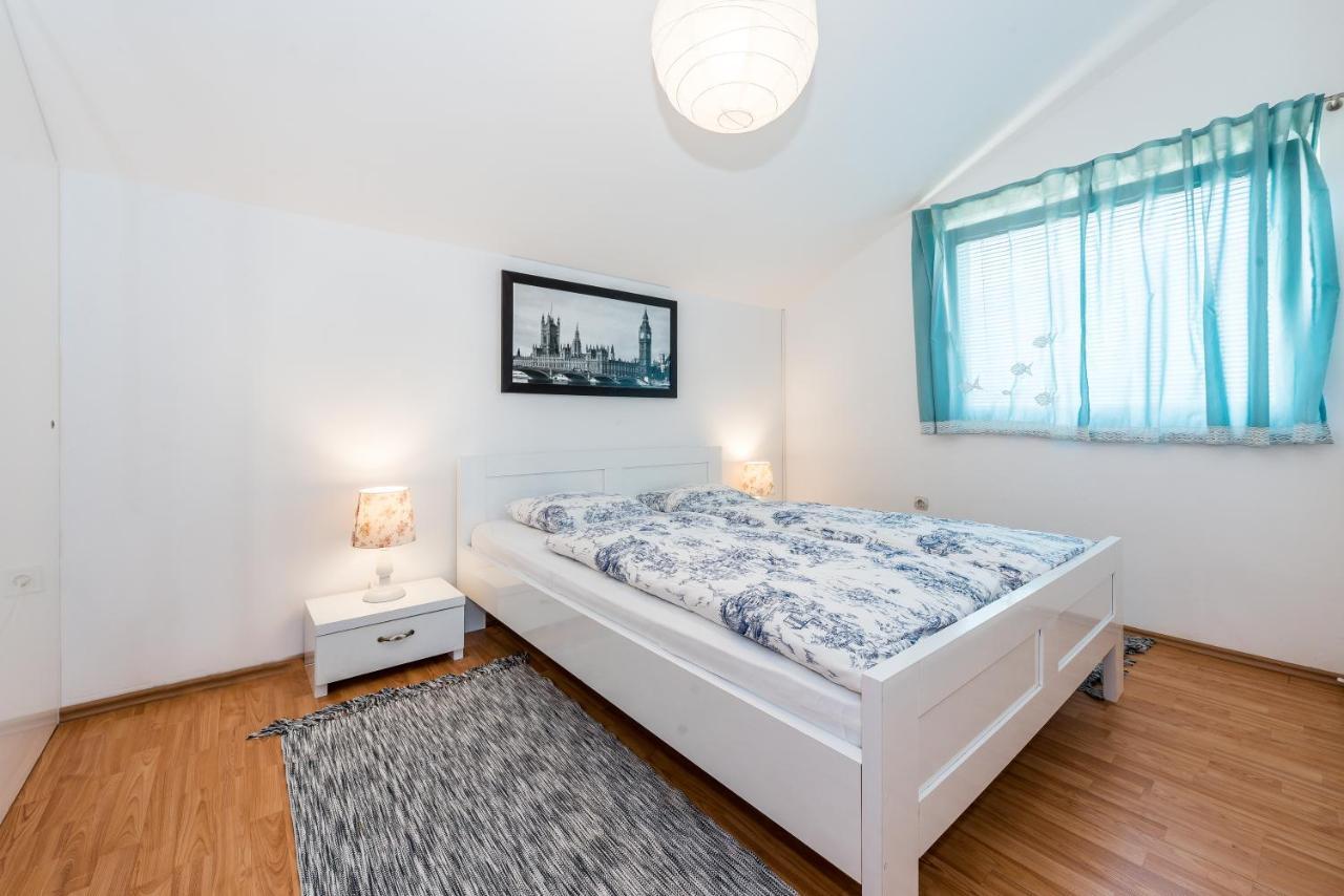 Apartman Karla Mara Ana Ivan & Jo Srima Zewnętrze zdjęcie